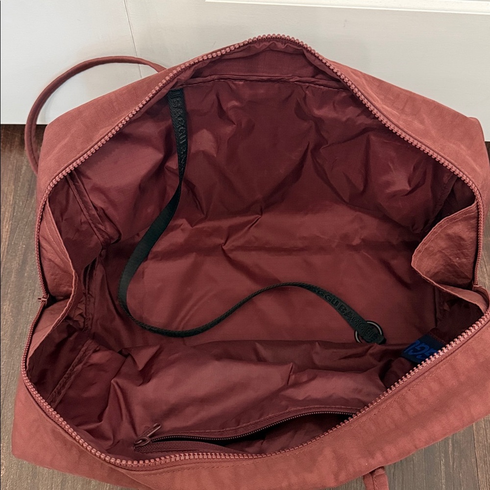 Baggu Medium Bowler Bag Mahogany - Picture 3 of 5